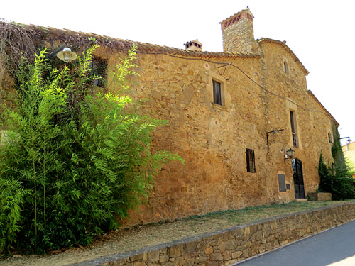 Can Mascarós, edificat entre els segles XVI i XVII
