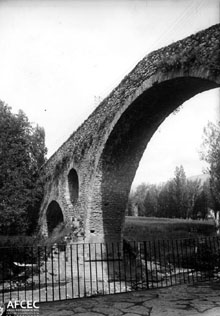 Detall del pont nou de Camprodon sobre el riu Ter. 1900-1920
