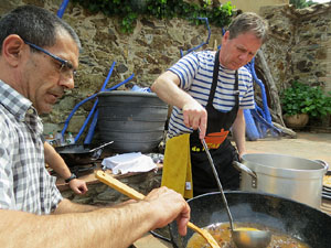 Gastro-Music-Painting, Live-Art a càrrec de l'artista Carles Bros a Colera