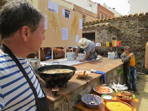 Gastro-Music-Painting, Live-Art a c&agrave;rrec de l'artista Carles Bros a Colera