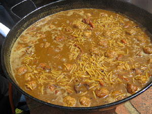 Gastro-Music-Painting, Live-Art a c&agrave;rrec de l'artista Carles Bros a Colera