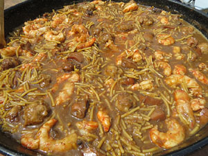 Gastro-Music-Painting, Live-Art a c&agrave;rrec de l'artista Carles Bros a Colera