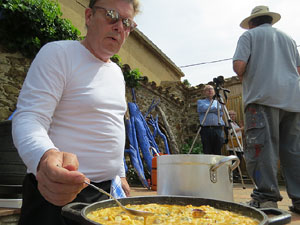 Gastro-Music-Painting, Live-Art a c&agrave;rrec de l'artista Carles Bros a Colera