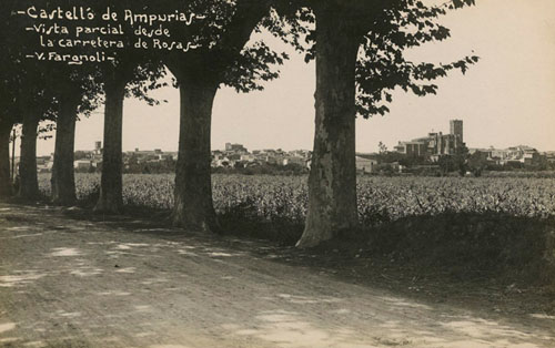 Vista parcial de Castelló des de la carretera de Roses. 1911-1936