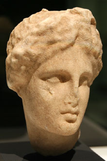 Cap d'estàtua d'Apol·lo. Segle II aC