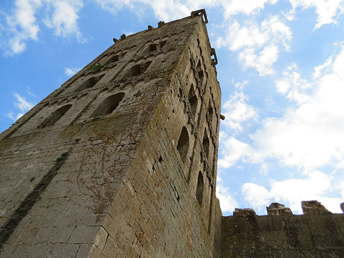 Torre de l'església de Sant Miquel de Fluvià