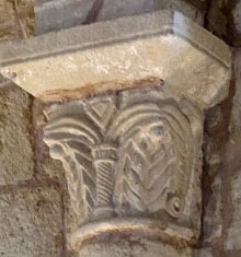Capitell de la nau de l'església