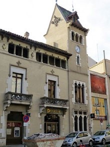 Casa Cusí, 1894. Arquitecte Josep Azemar Pont