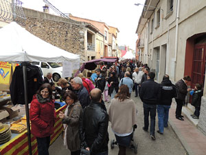 Fira del Porc FIPORC 2014. Mostra d'oficis i parades de productes independentistes