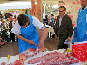 Fira del Porc FIPORC 2016. Demostració de l'especejament d'un porc