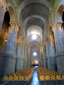 Nau de l'esgl&eacute;sia de Sant Pere de Rodes