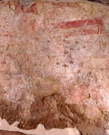 Pintura mural amb escena de la Crucifixi&oacute;. Segle XI. Claustre inferior