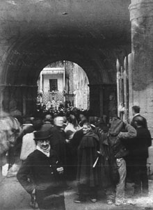 Inauguraci&oacute; de les obres de reconstrucci&oacute; del monestir de Santa Maria de Ripoll. 1886