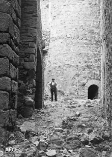 Home al castell de Montsoriu. 1900-1920